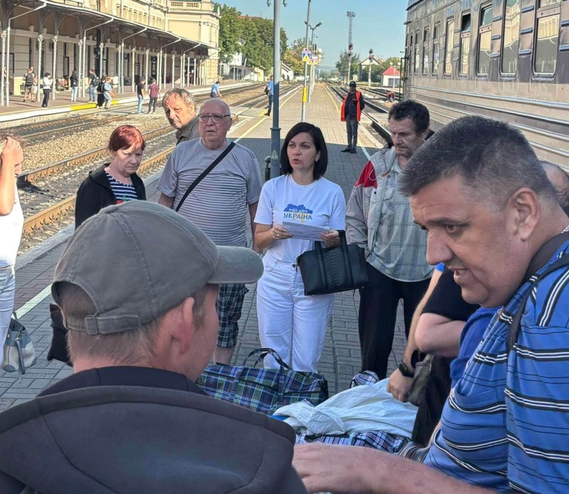 На Прикарпаття евакуаційним потягом прибули 11 людей з Донецької області