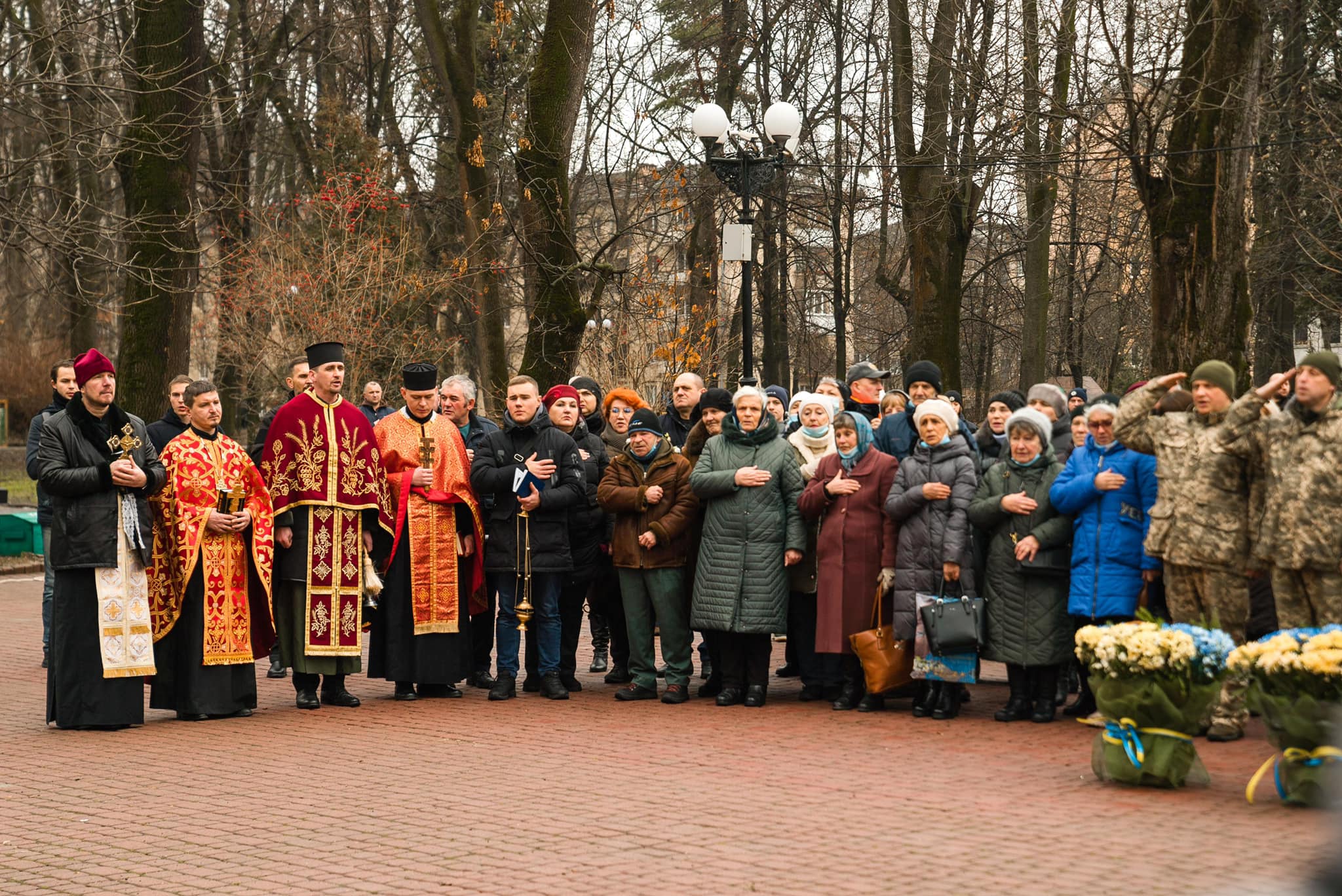 Фото без опису