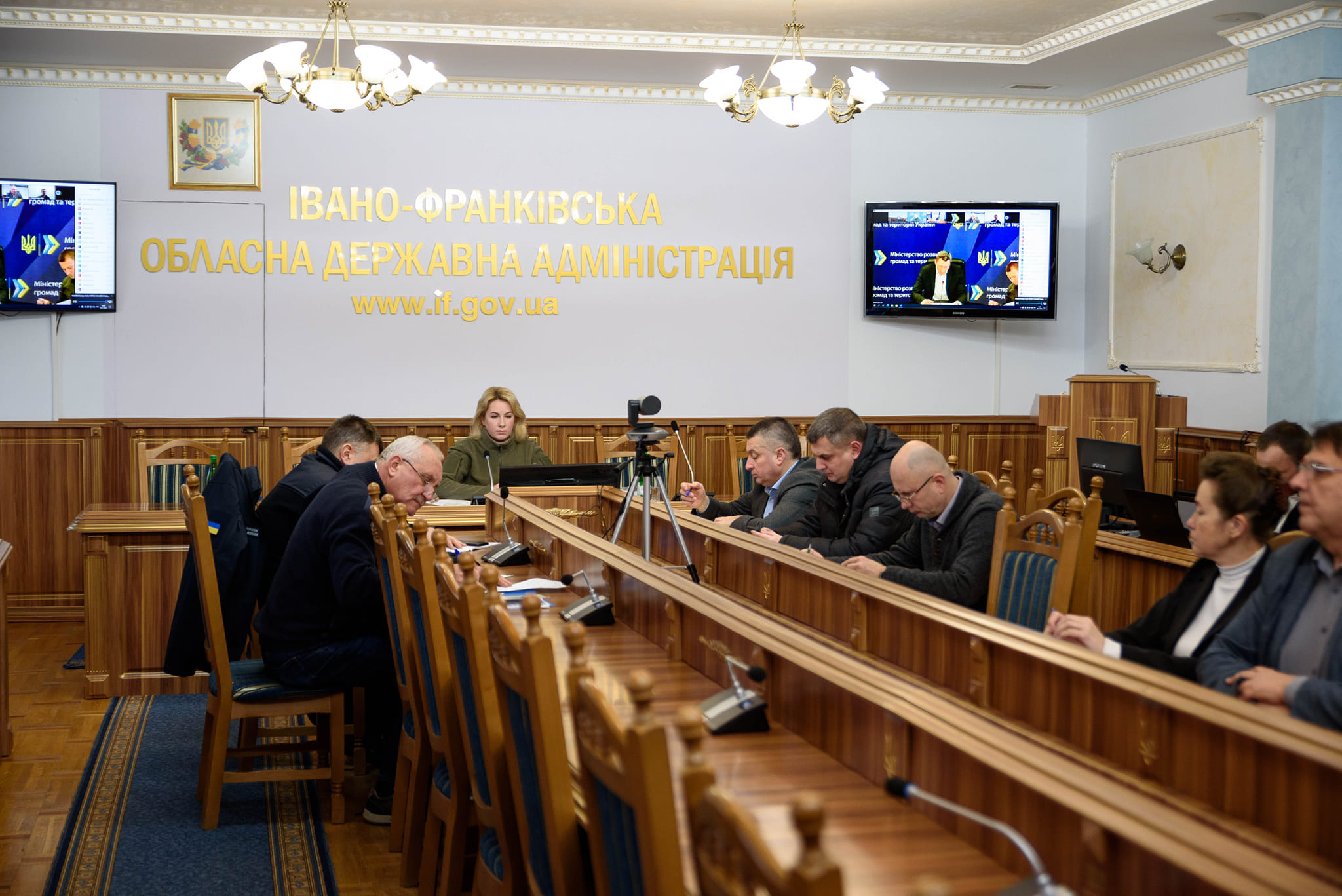 Фото без опису