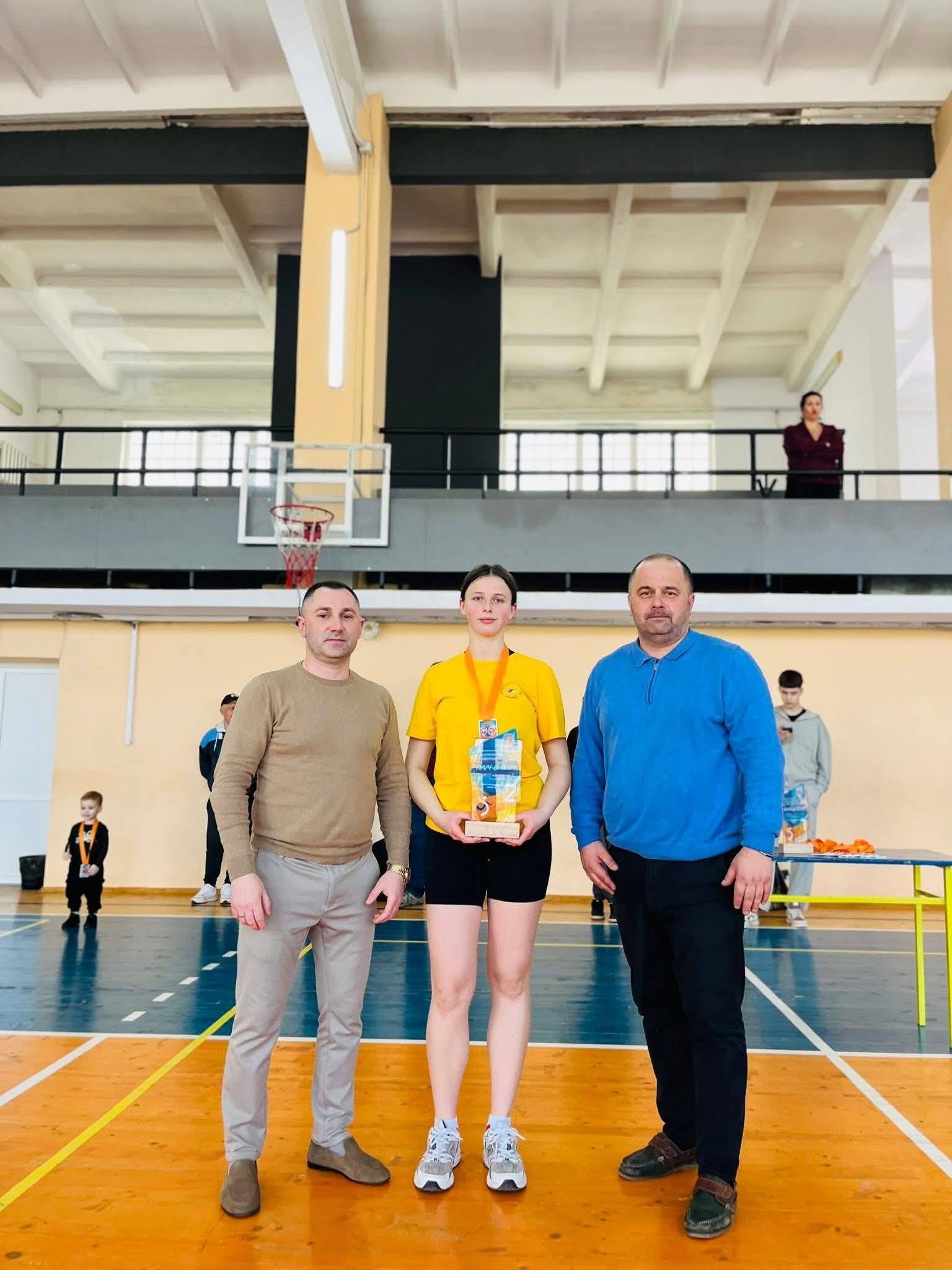 Фото без опису