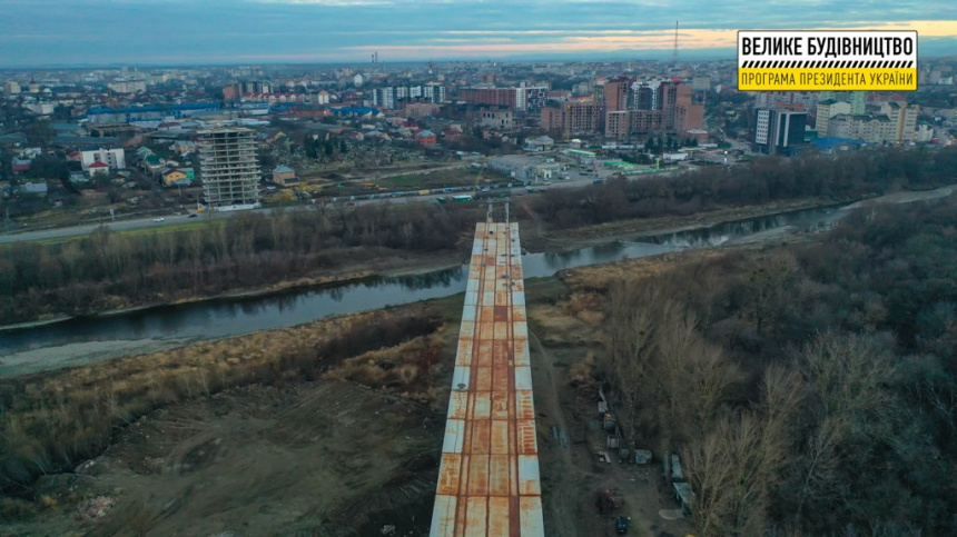 «Велике будівництво»: міст через річку Бистриця Солотвинська в Івано-Франківську (фоторепортаж)