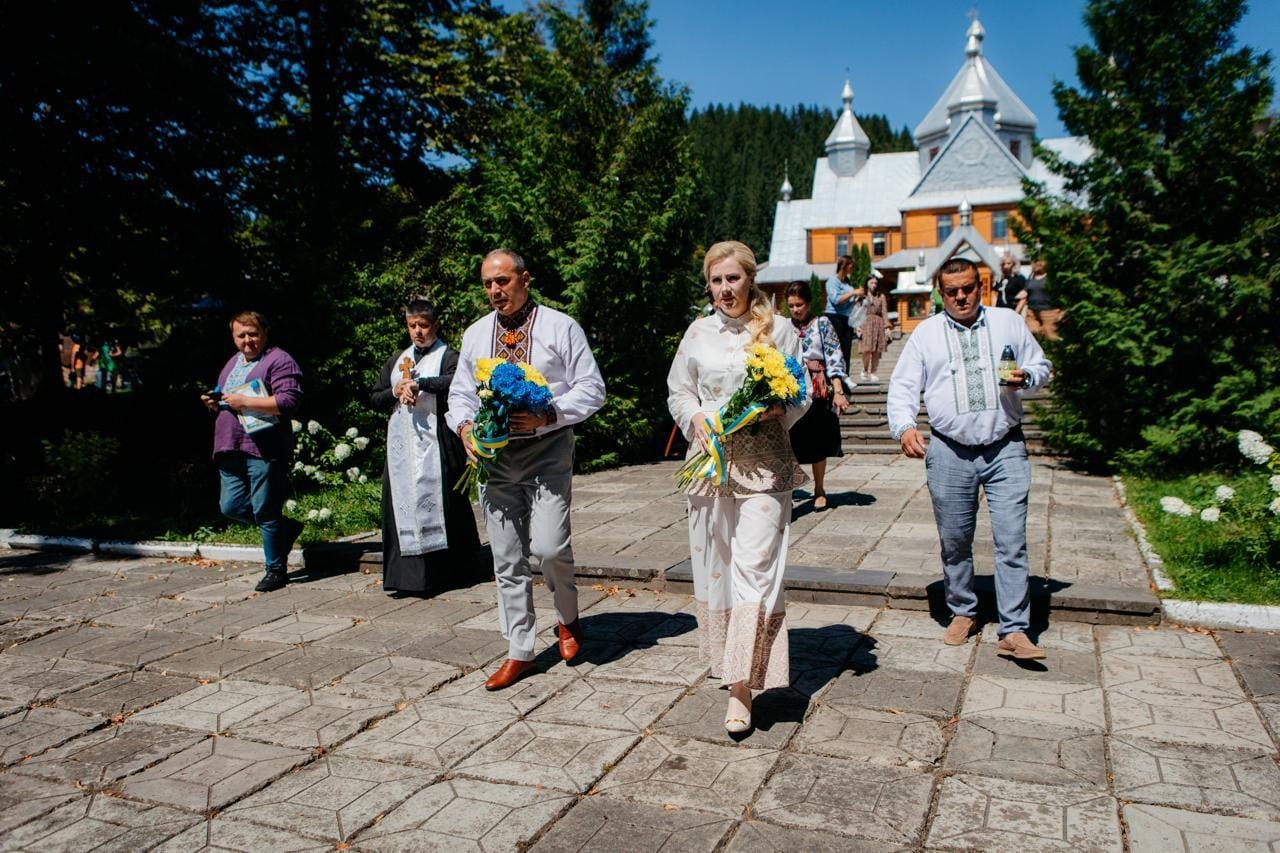 Фото без опису