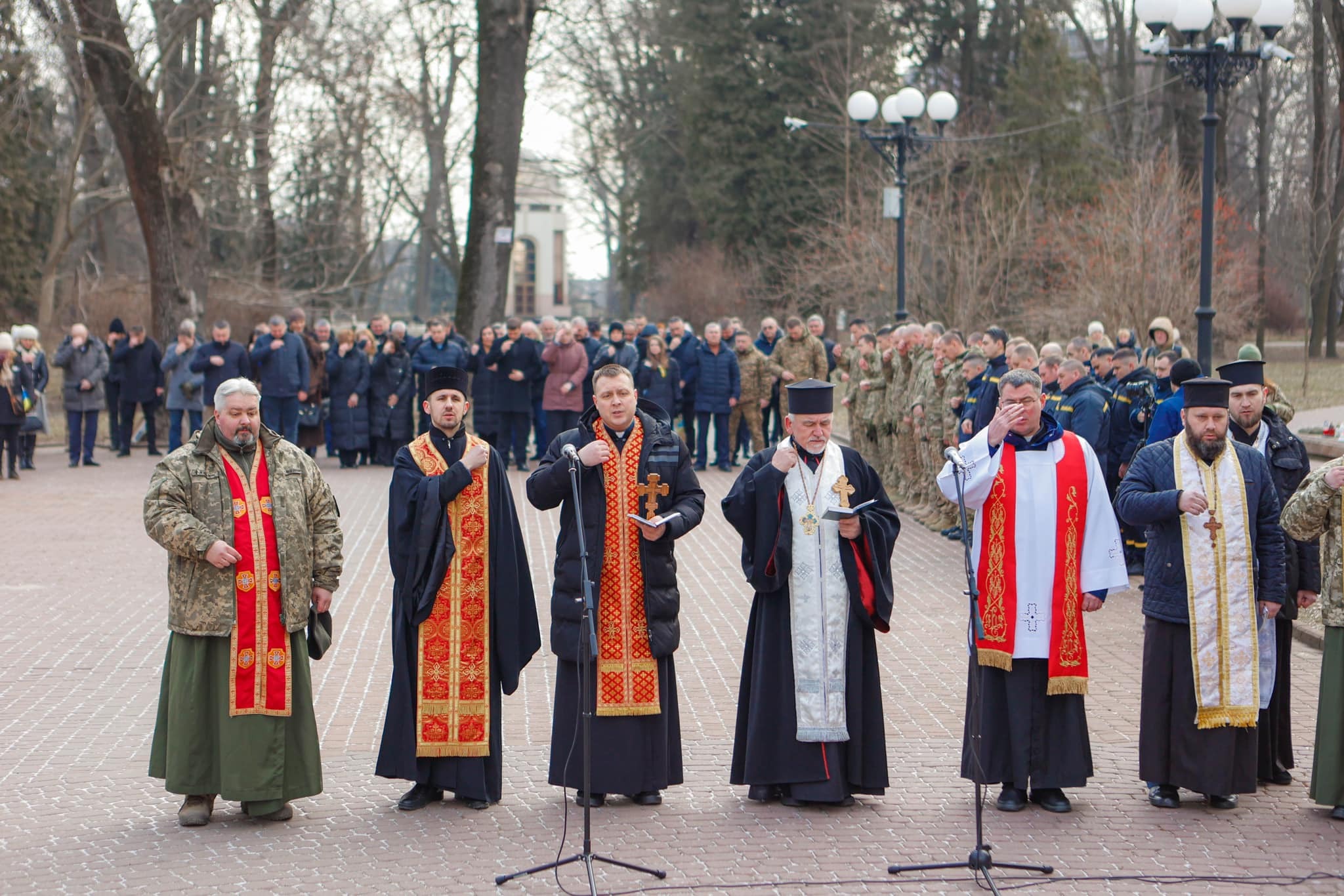 Фото без опису