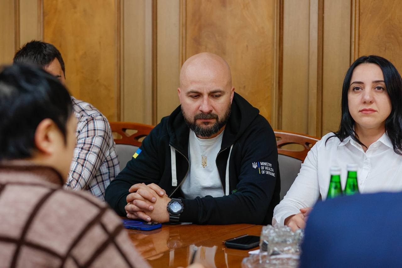 Фото без опису